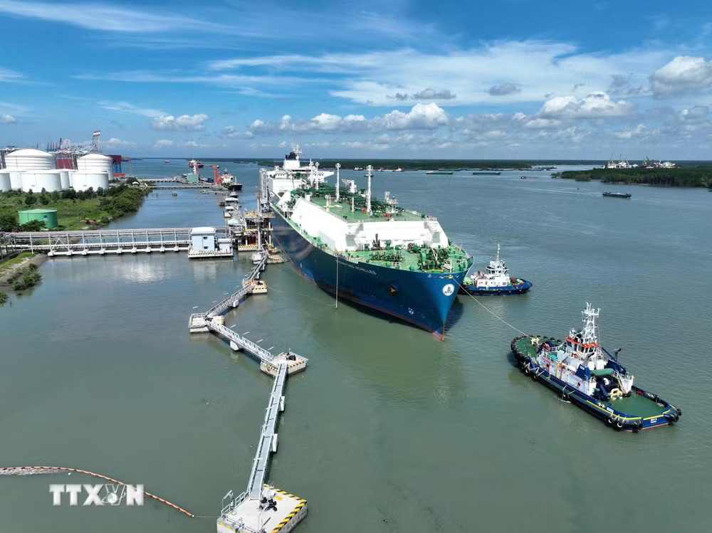 ttxvn_pv-gas-chu-dong-bao-dam-nguon-cung-lng-lpg-truoc-bien-dong-trung-dong-8619841.jpg