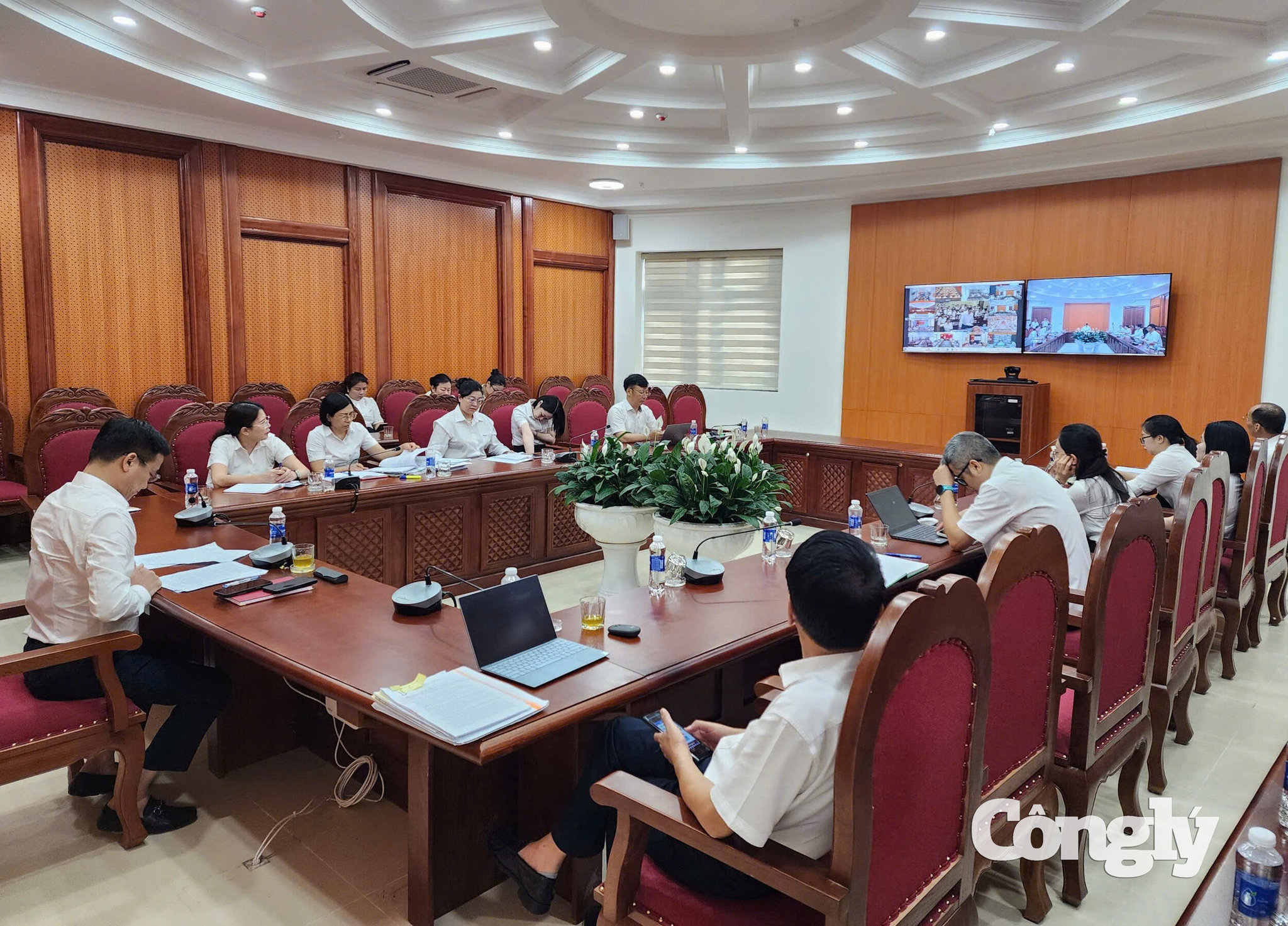 Điểm cầu TAND9