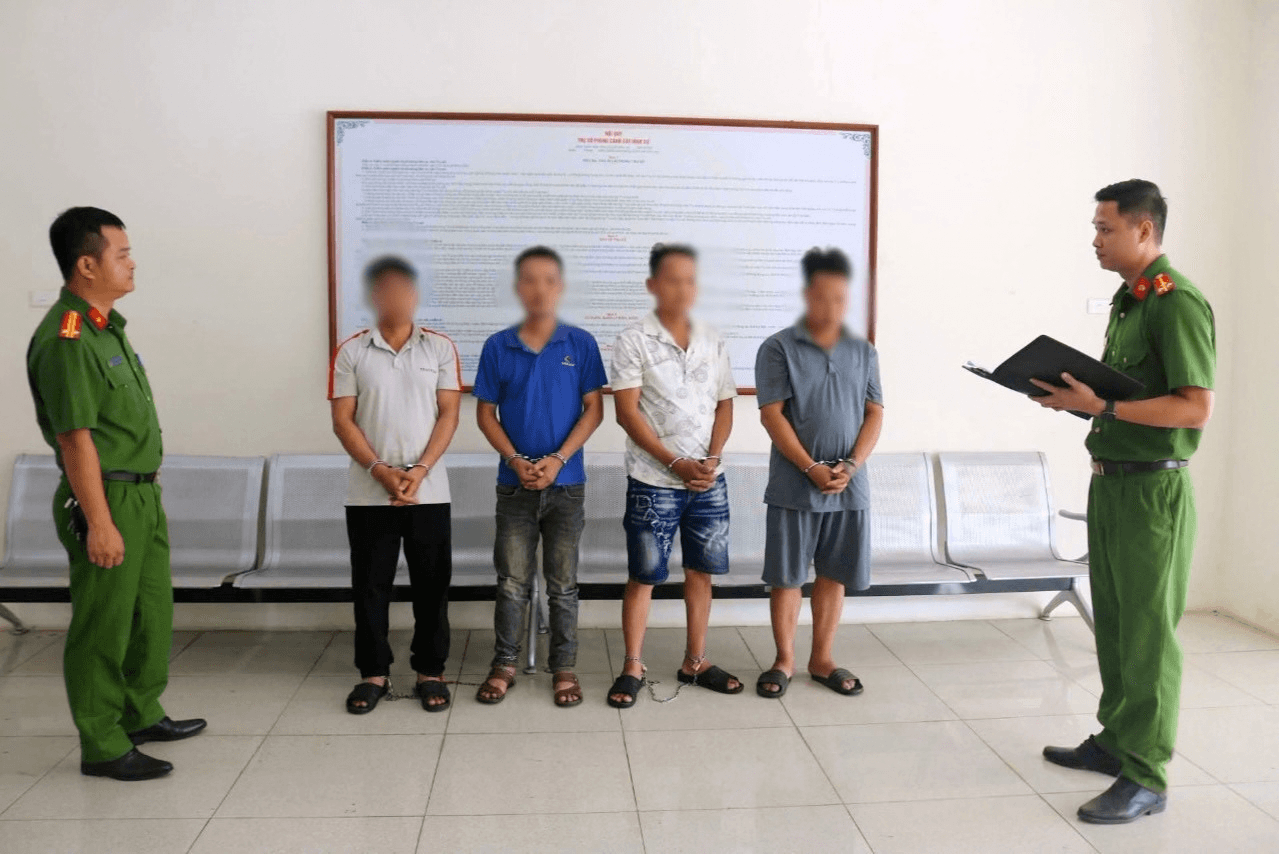 Công an tỉnh Thái Nguyên bắt giữ các đối tượng liên quan vụ cướp tài sản, bắt giữ người trái pháp luật.
