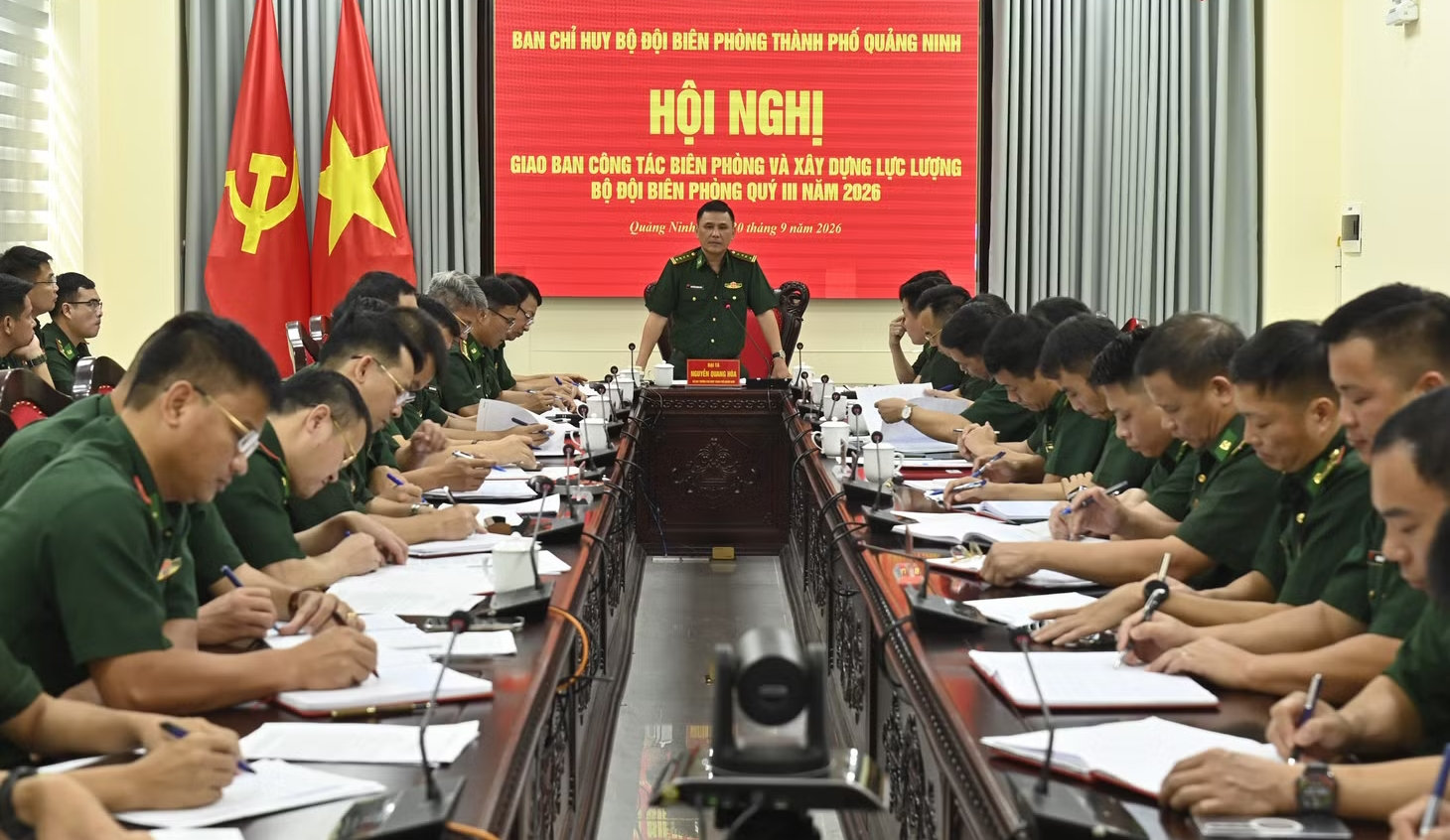 đại tá
