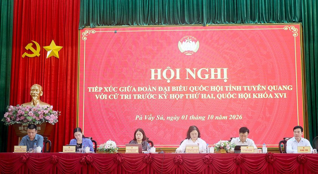 Đoàn ĐBQH khoá XVI tỉnh Tuyên Quang tiếp xúc cử tri các xã Pà Vầy Sủ, Xín Mần, Nấm Dẩn, Quảng Nguyên.