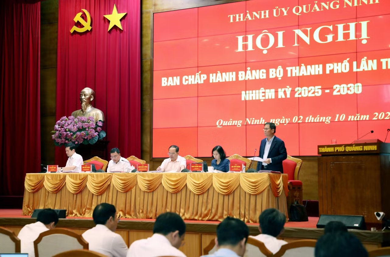 Đồng chí Bùi Văn Khắng