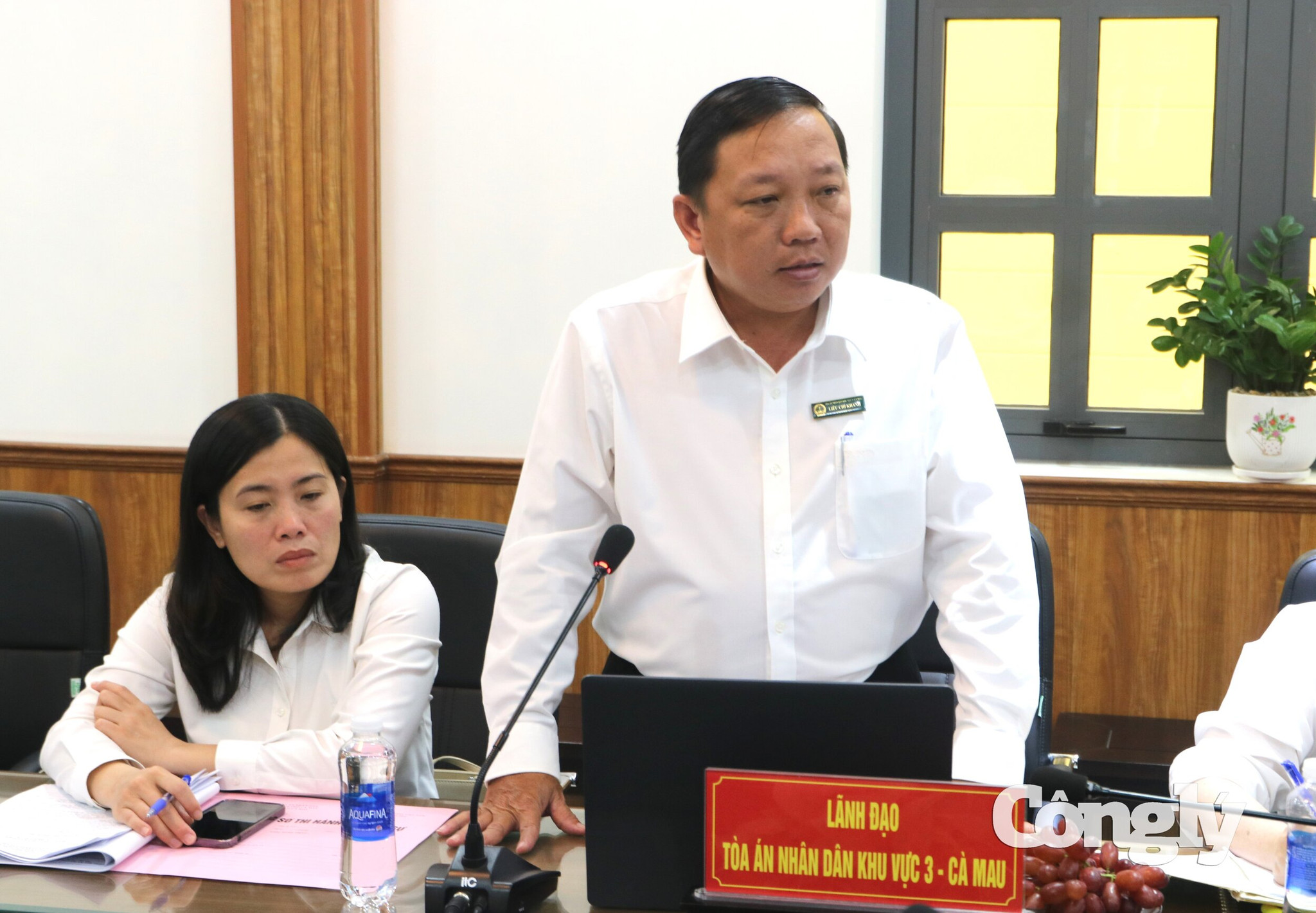 Ông Liêu Chí Khanh - Chánh án TAND khu vực 3 phát biểu tại hội nghị