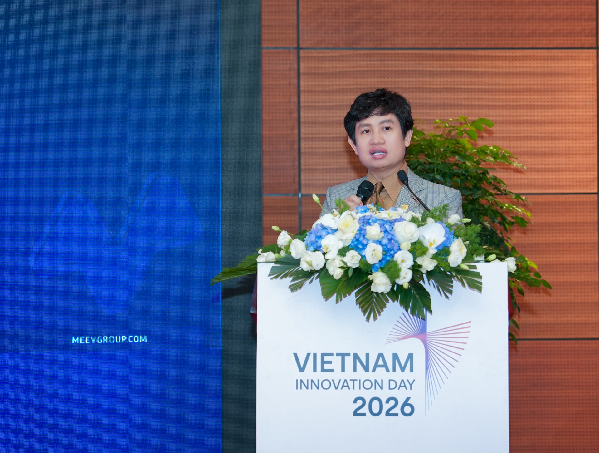 Doanh nghiệp
