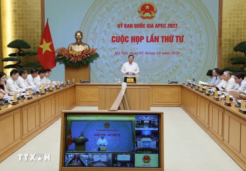 Phó Thủ tướng Thường trực Phạm Gia Túc, Chủ tịch Ủy ban Quốc gia APEC 2027 chủ trì cuộc họp lần thứ 4 của Ủy ban. (Ảnh: Lâm Khánh/TTXVN)