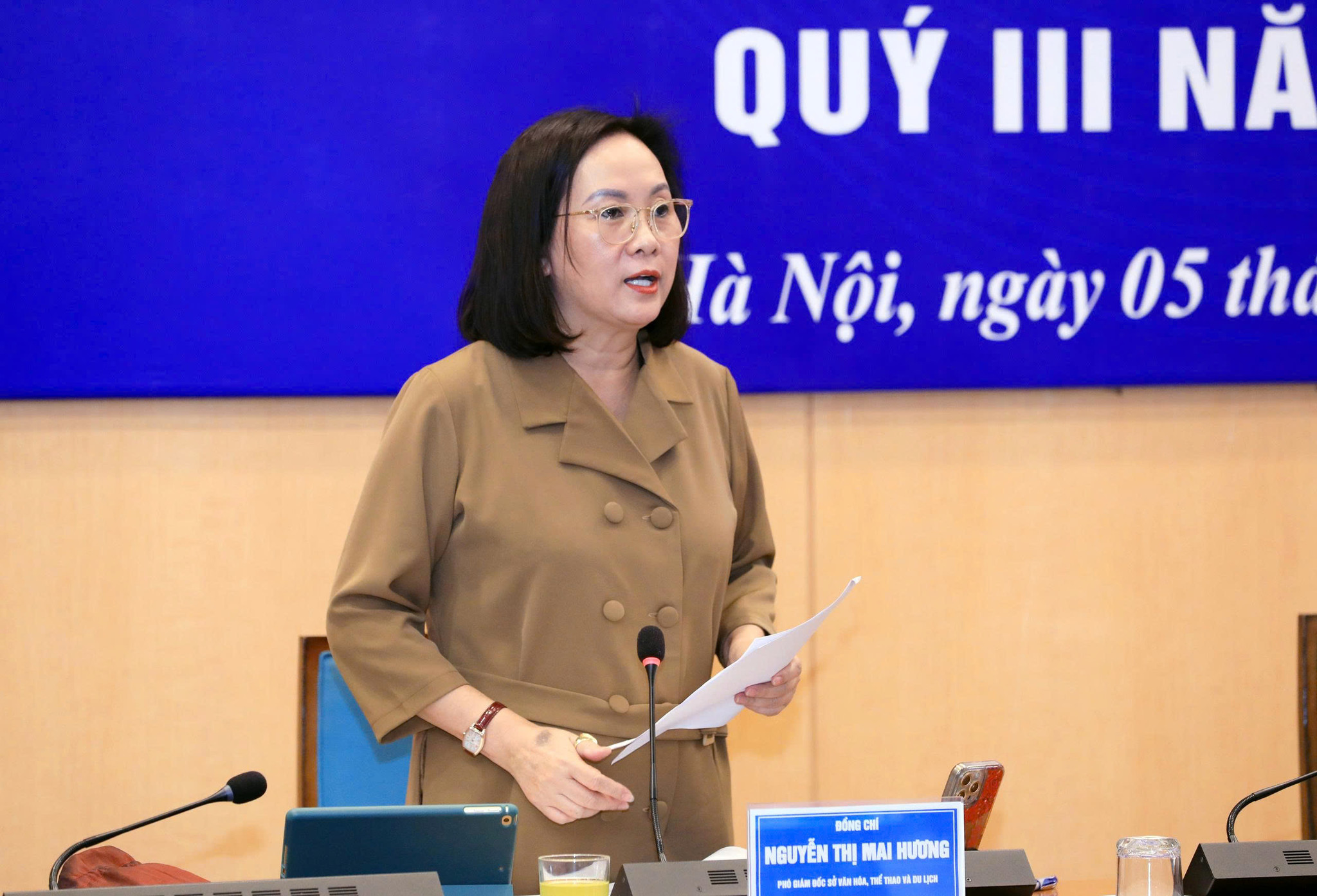 bà mai hương