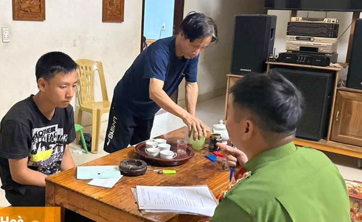 tuyentruyen-50fb08ad0483840ad3195ce3d47b5228.jpg