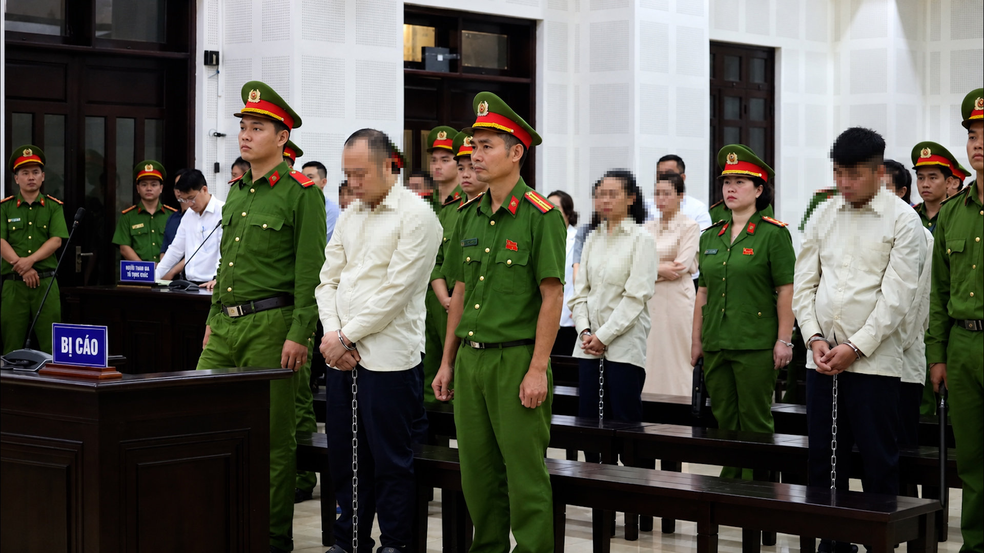 cac-bi-cao-nghe-tuyen-an.jpg