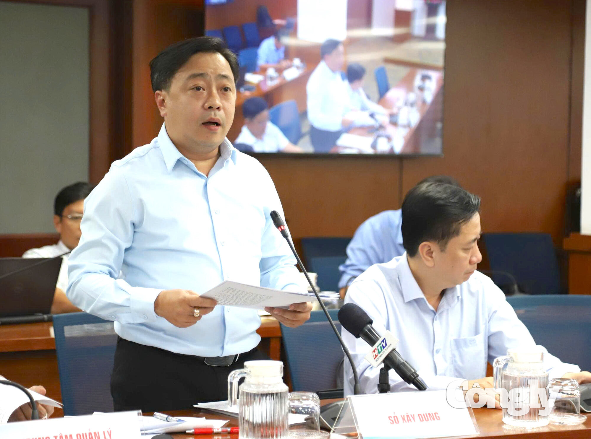 Ông Phạm Quốc Huy - Phó Trưởng Phòng Hạ tầng kỹ thuật Sở Xây dựng TP.HCM thông tin tại họp báo.