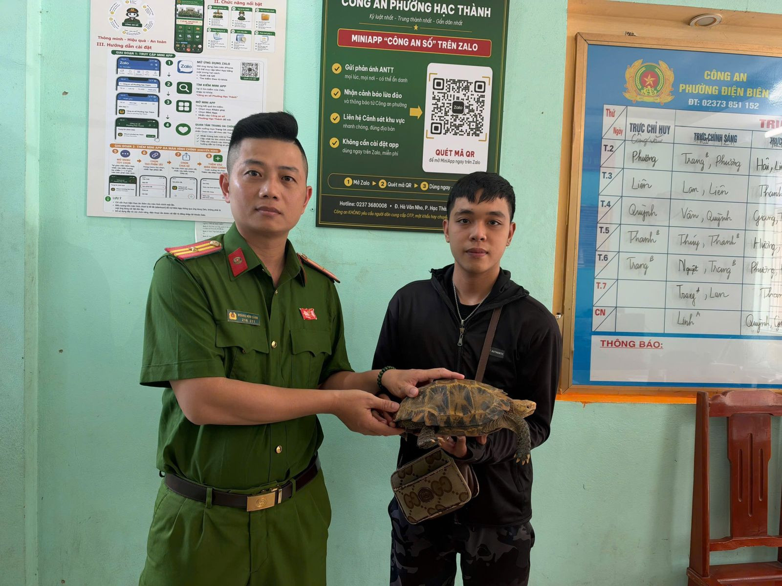 manhhung-47aa99578117e5d410bcf0e6a6dc3a9b.jpg