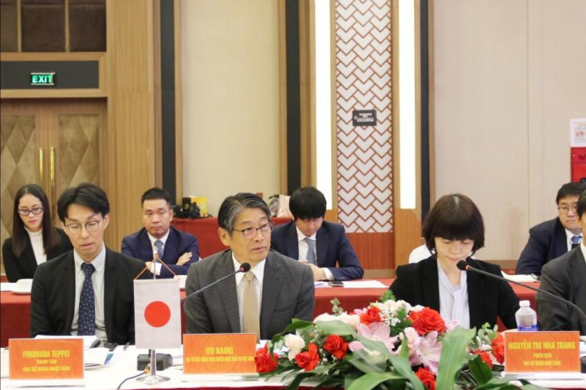 ngai-ito-naoki-dai-su-dac-menh-toan-quyen-nhat-ban-tai-viet-nam-phat-bieu-tai-buoi-lam-viecjpg(1).jpg
