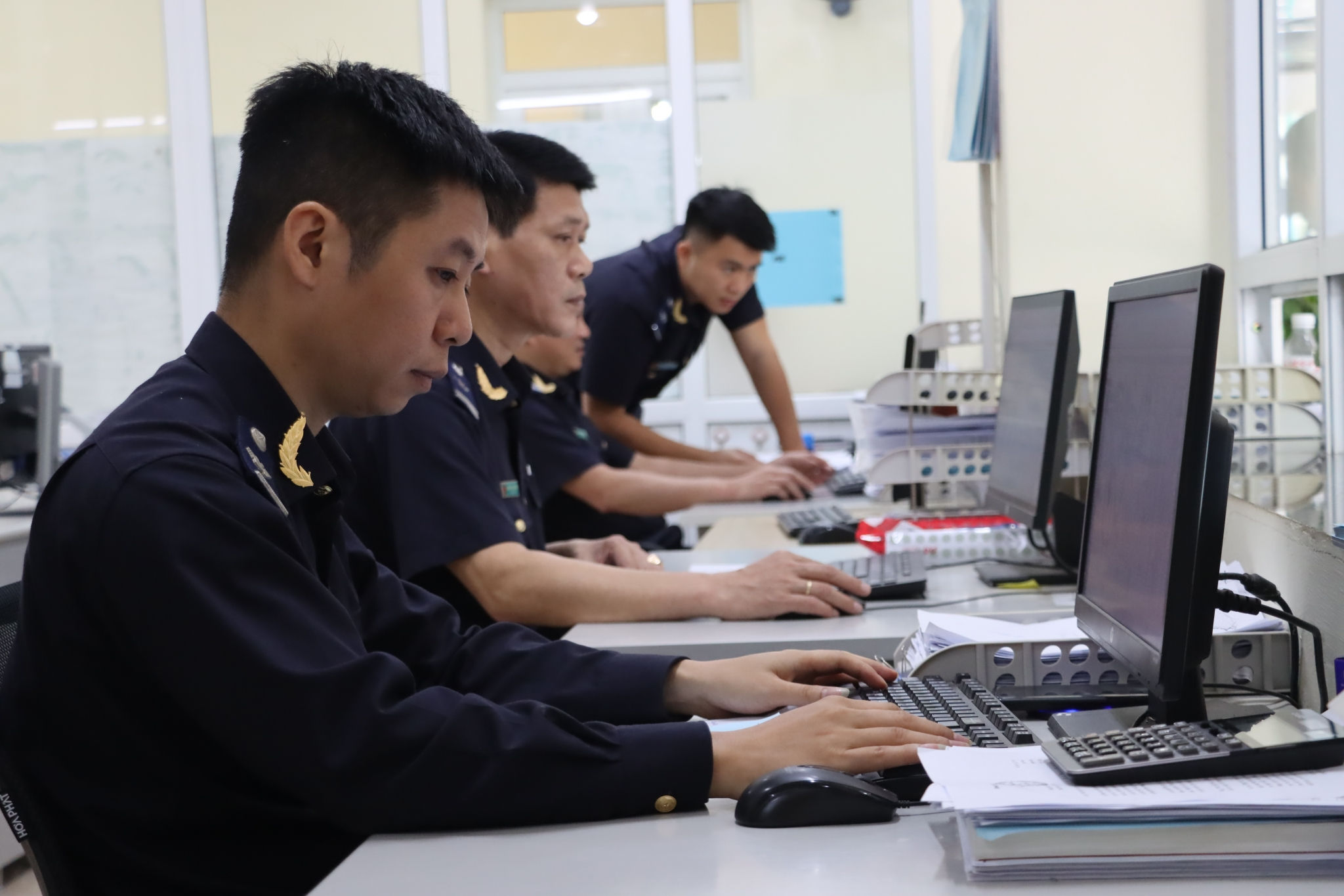 Hoạt động nghiệp vụ tại Chi cục Hải quan khu vực XVI.