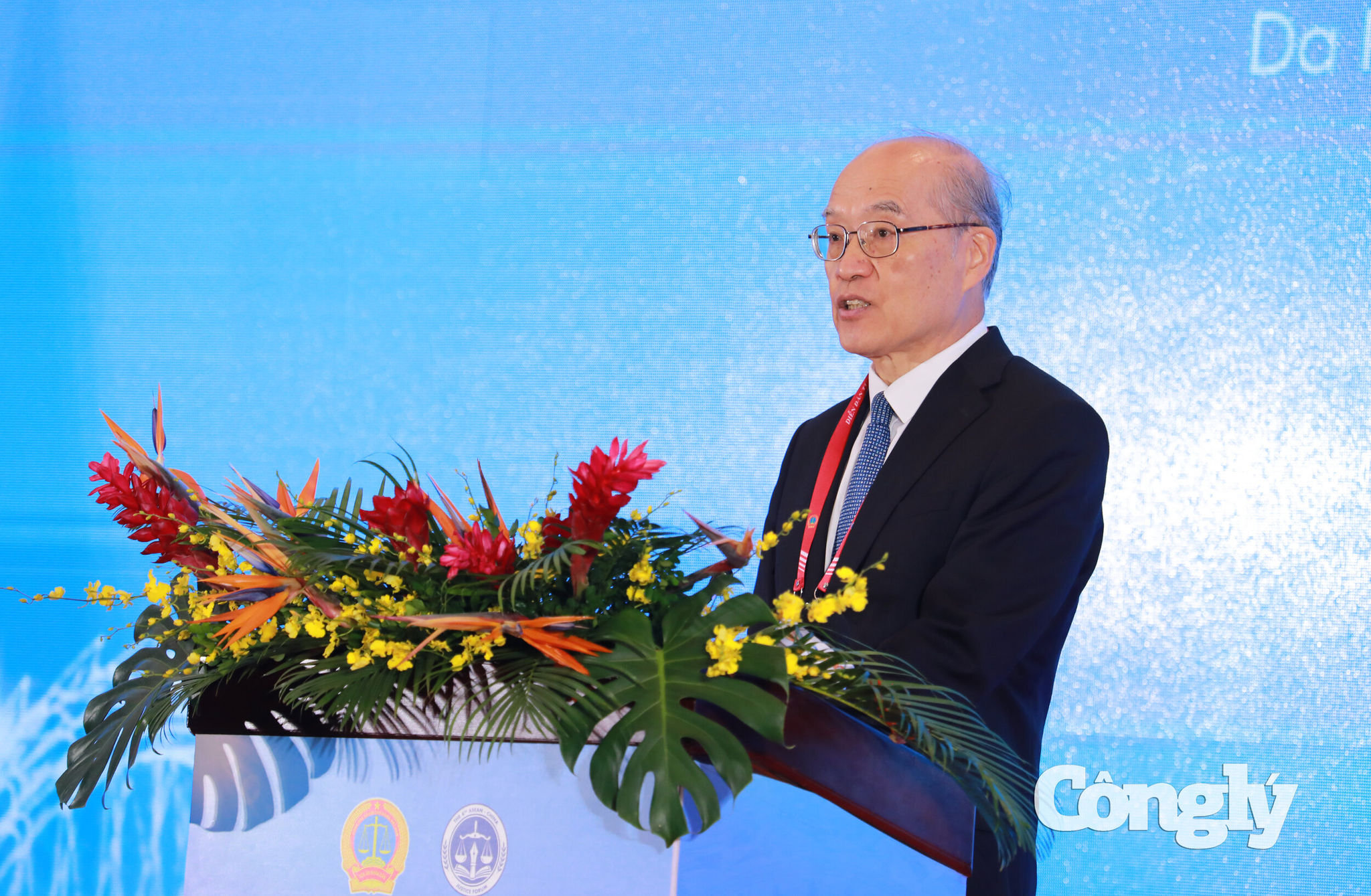 khai-mac-dien-dan5619.jpg