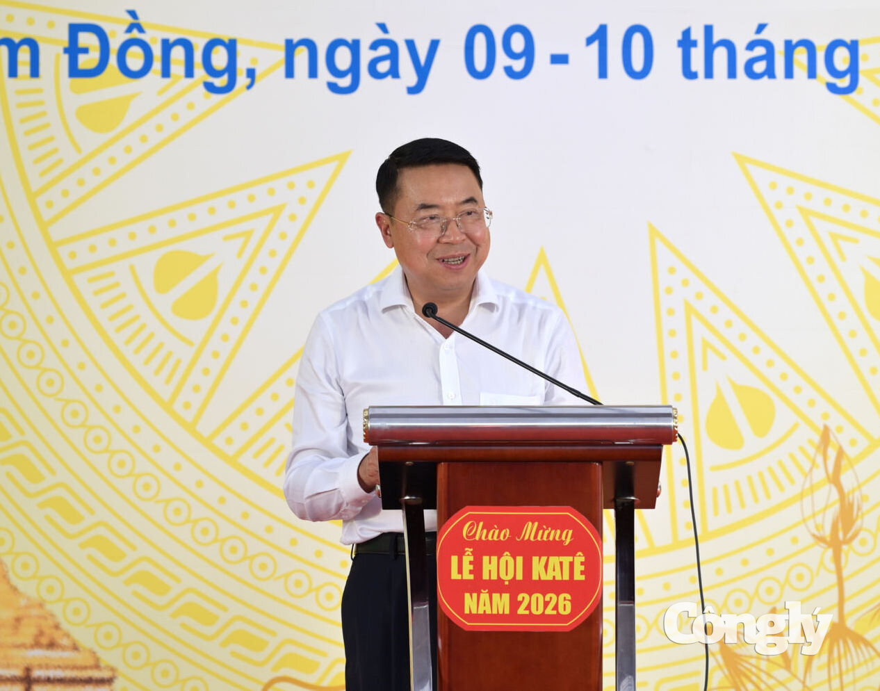 giam-doc-so-van-hoa-the-thao-va-du-lich-tinh-ton-thien-san-phat-bieu-tai-le-khai-mac.jpg