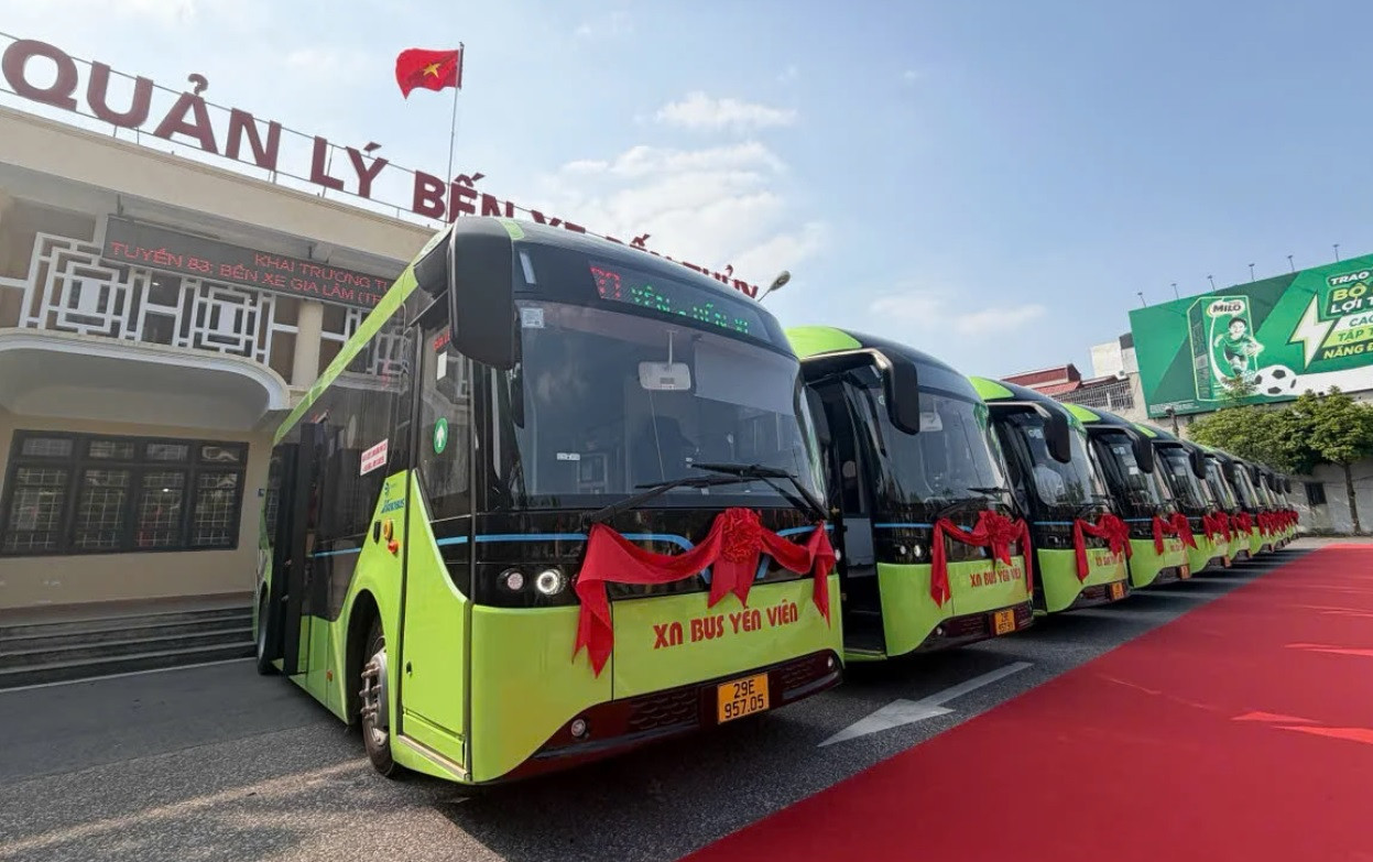 xe buýt 83