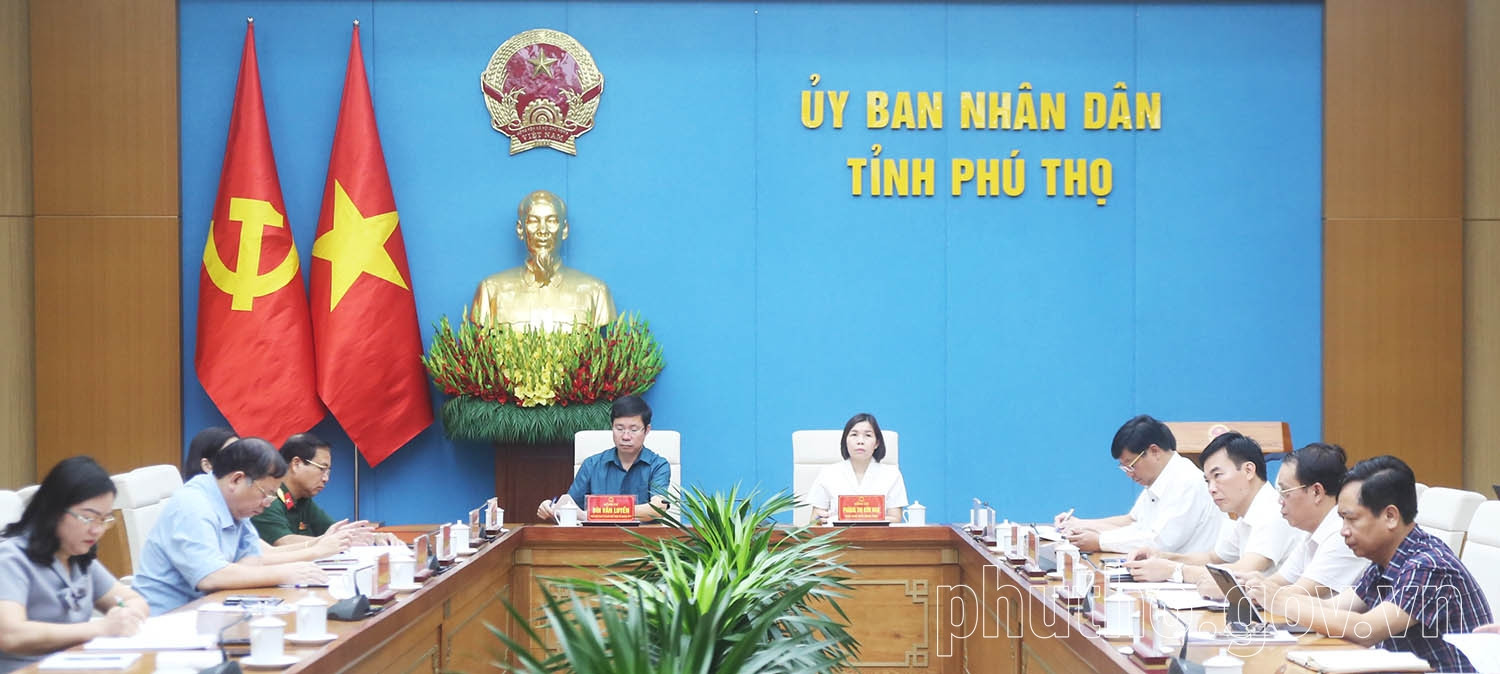 Các đại biểu tham dự cuộc họp tại điểm cầu tỉnh Phú Thọ