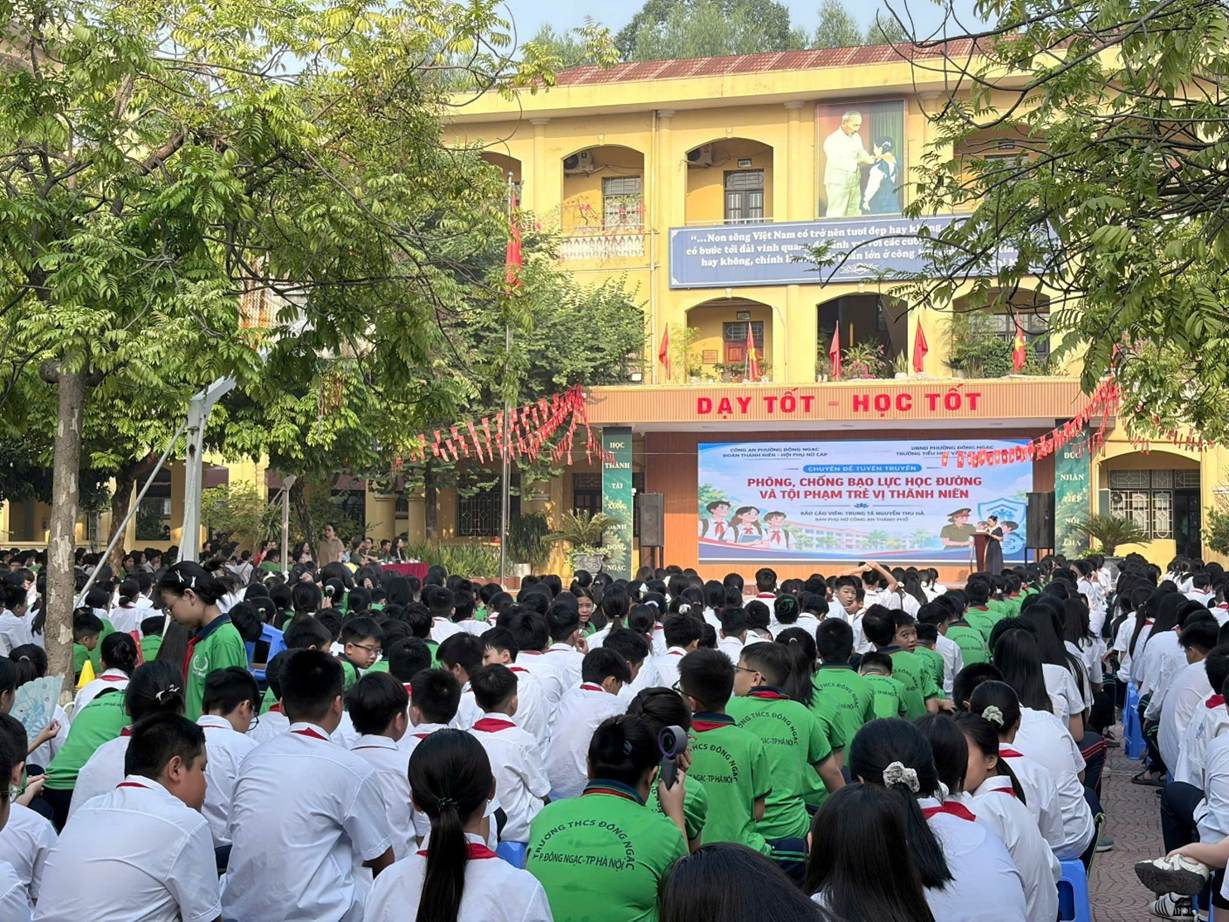 tuyentruyen3.jpg