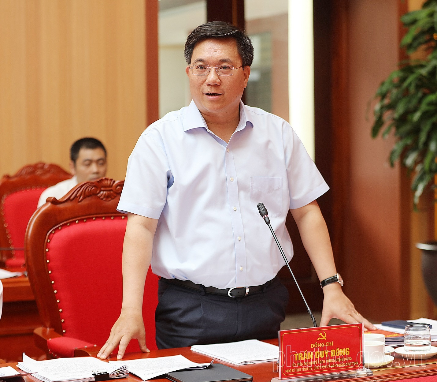 Chủ tịch UBND tỉnh Phú Thọ Trần Duy Đông phát biểu tại hội nghị