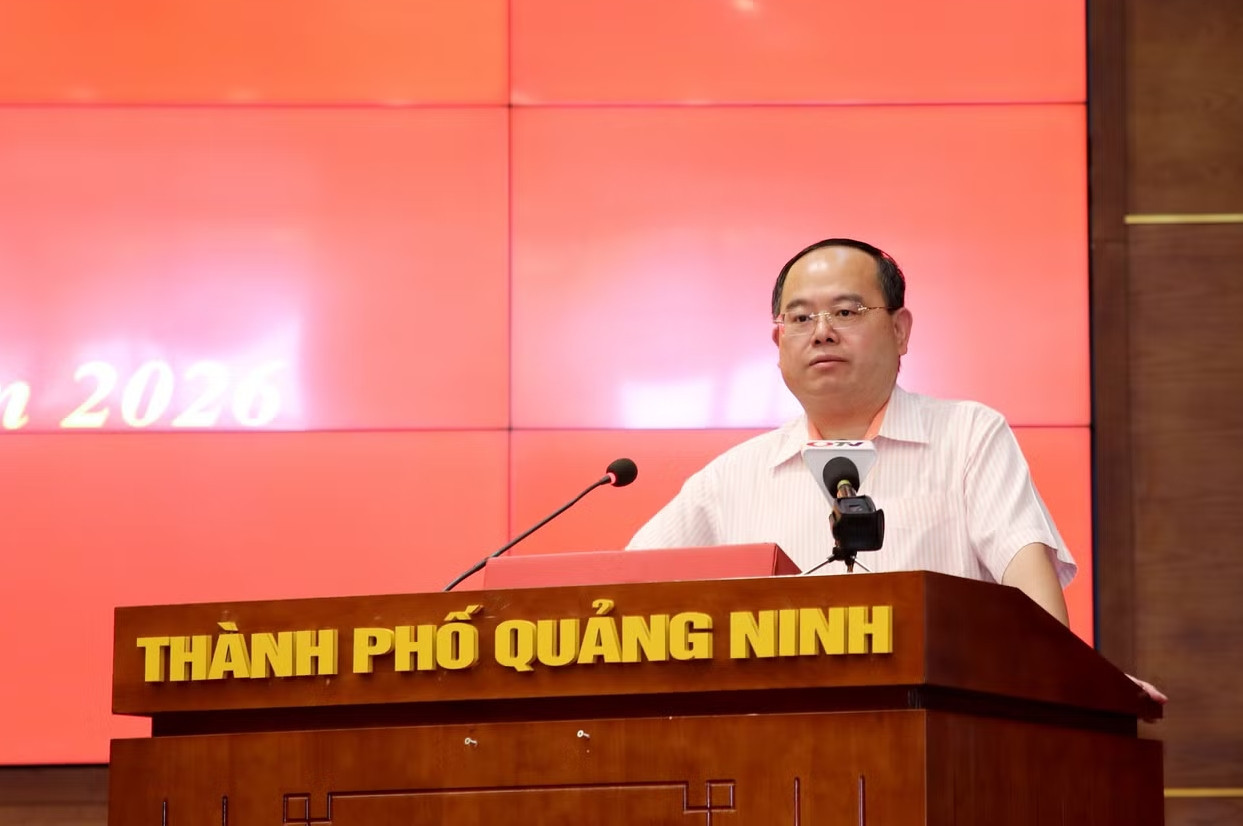 Đồng chí Quản Minh Cường, Ủy viên Trung ương Đảng, Bí thư Thành ủy, Trưởng Đoàn ĐBQH thành phố phát biểu kết luận tại hội nghị lần thứ 14 Ban Chấp hành Đảng bộ thành phố.