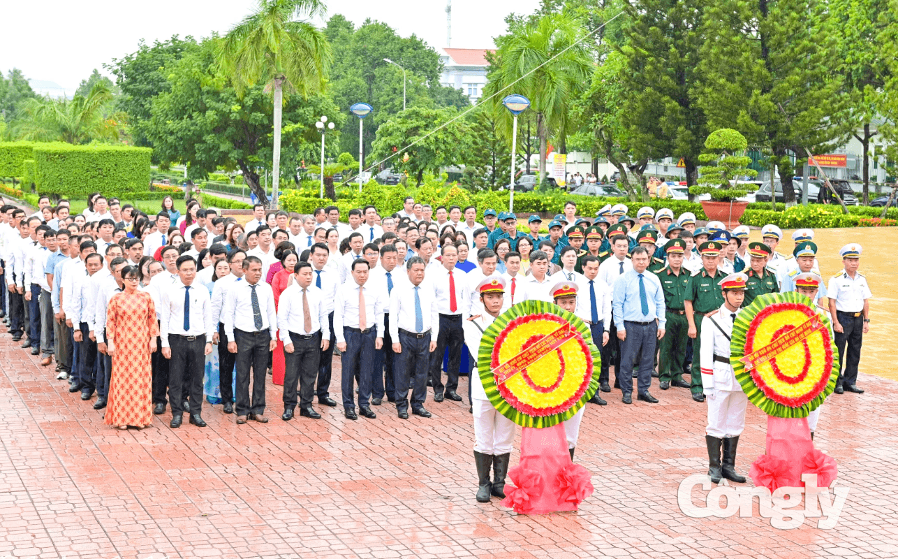 Ảnh màn hình 2026-10-17 lúc 12.01.58 CH