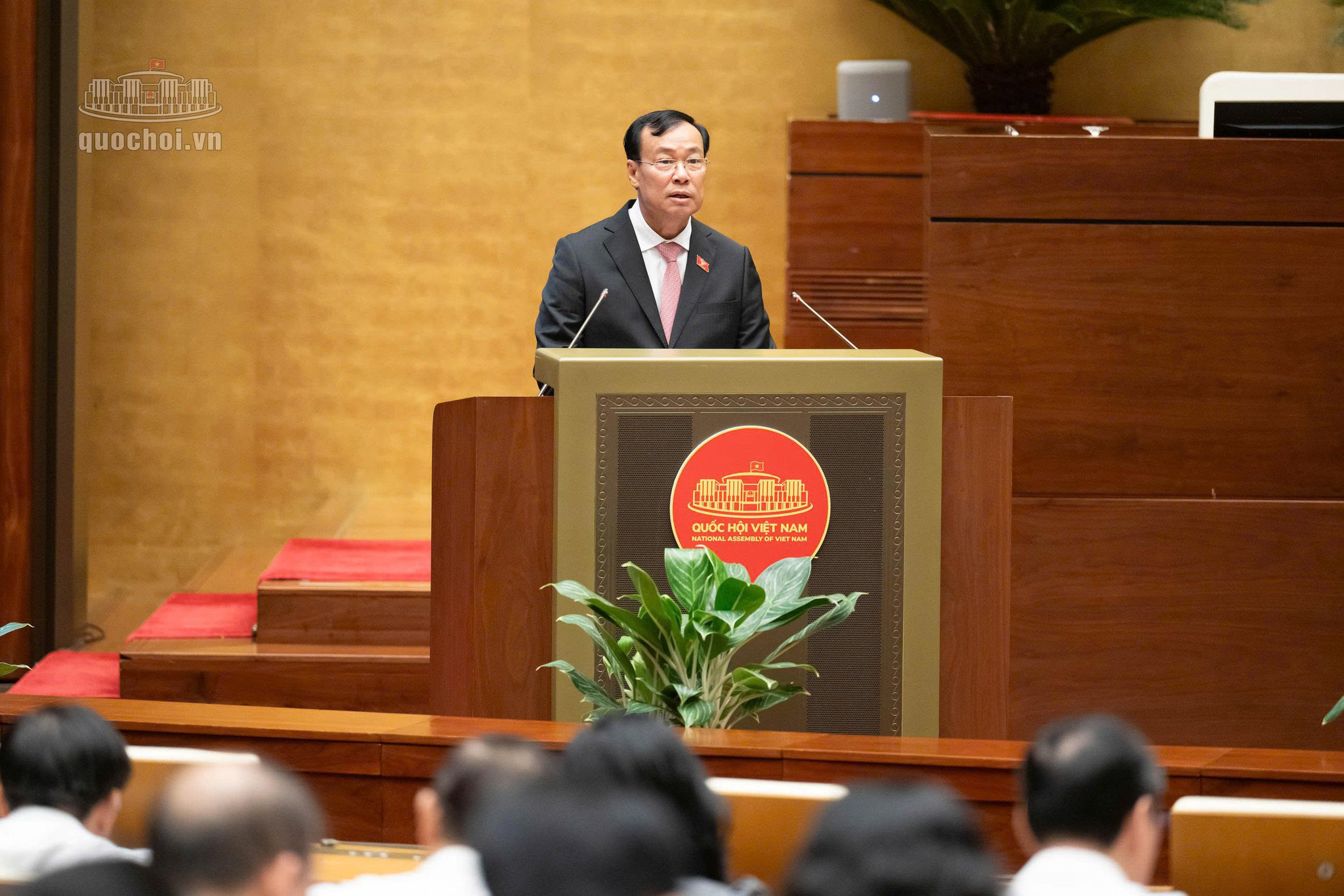 quốc tế