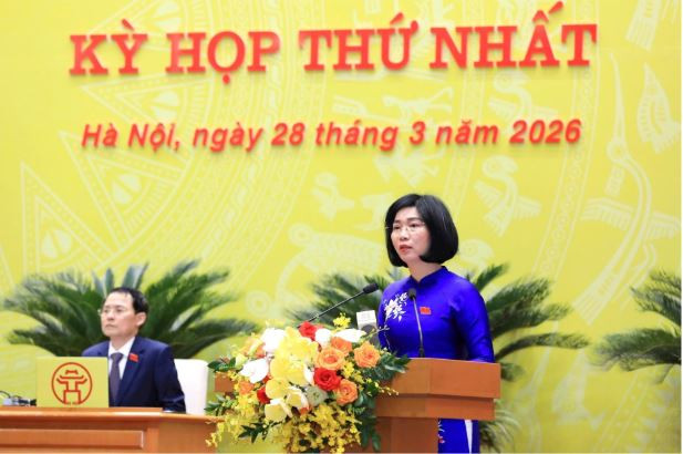 Bà Phùng Thị Hồng Hà, Phó Bí thư Thành ủy, Chủ tịch HĐND thành phố Hà Nội phát biểu tại kỳ họp thứ nhất HĐND thành phố khóa XVII, nhiệm kỳ 2026–2031.