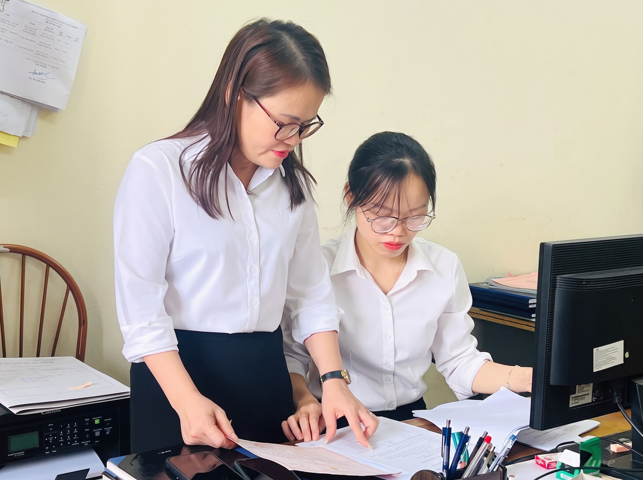 Chánh án Ma Thị Tuyết Mai tận tâm truyền lửa cho cán bộ trẻ
