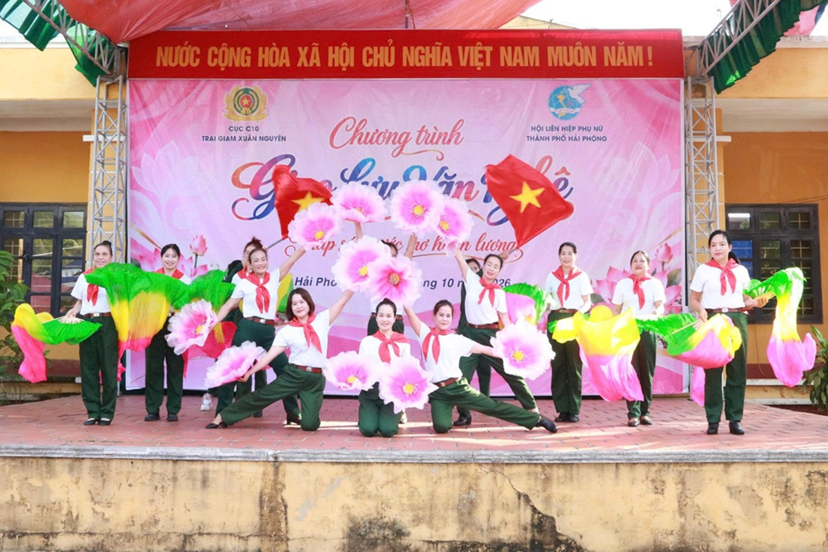 thắp sáng ước mơ hoàn lương