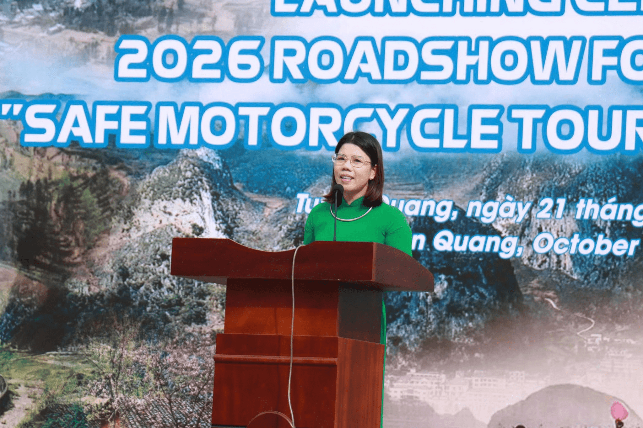 Bà Nguyễn Thị Hoài, Phó Giám đốc Sở Văn hóa, Thể thao và Du lịch tỉnh Tuyên Quang phát biểu tại buổi lễ.