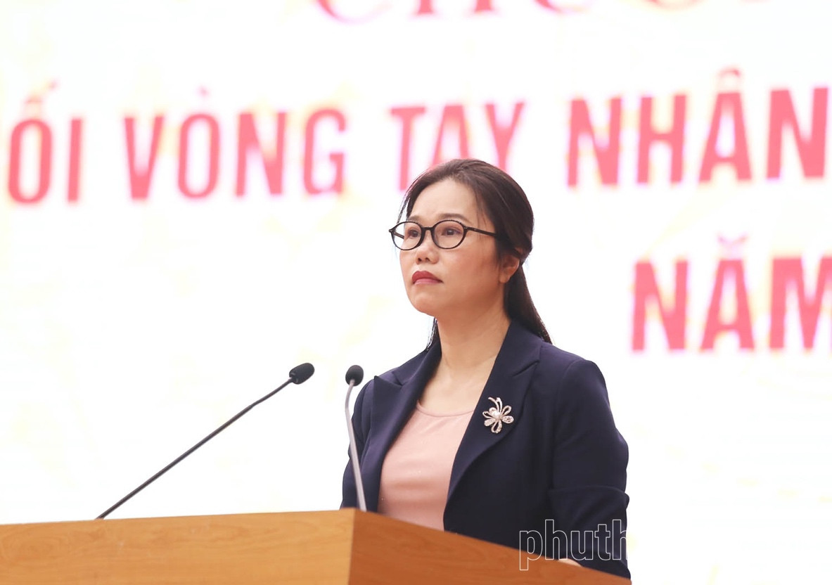 Phó Bí thư Tỉnh ủy, Chủ tịch Ủy ban MTTQ Việt Nam tỉnh Phú Thọ Bùi Thị Minh phát động Tháng cao điểm “Vì người nghèo” năm 2026