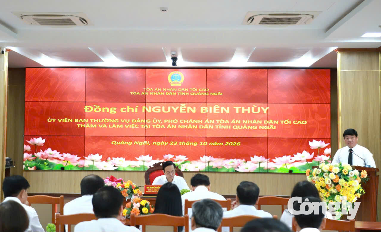Toàn cảnh buổi làm việc.