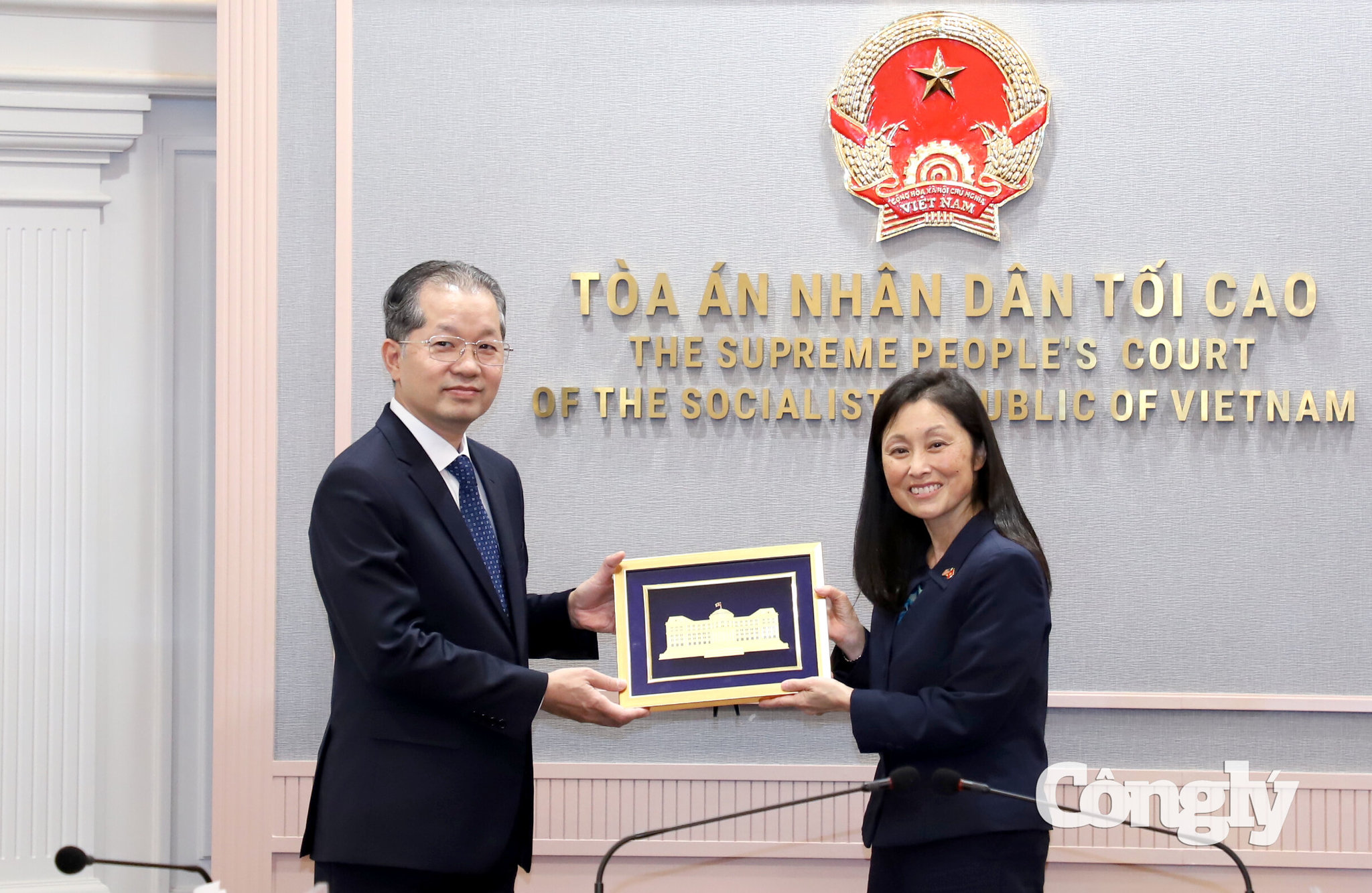chanh-an-nguyen-van-quang-tiep-ds-hoa-ky421(1).jpg