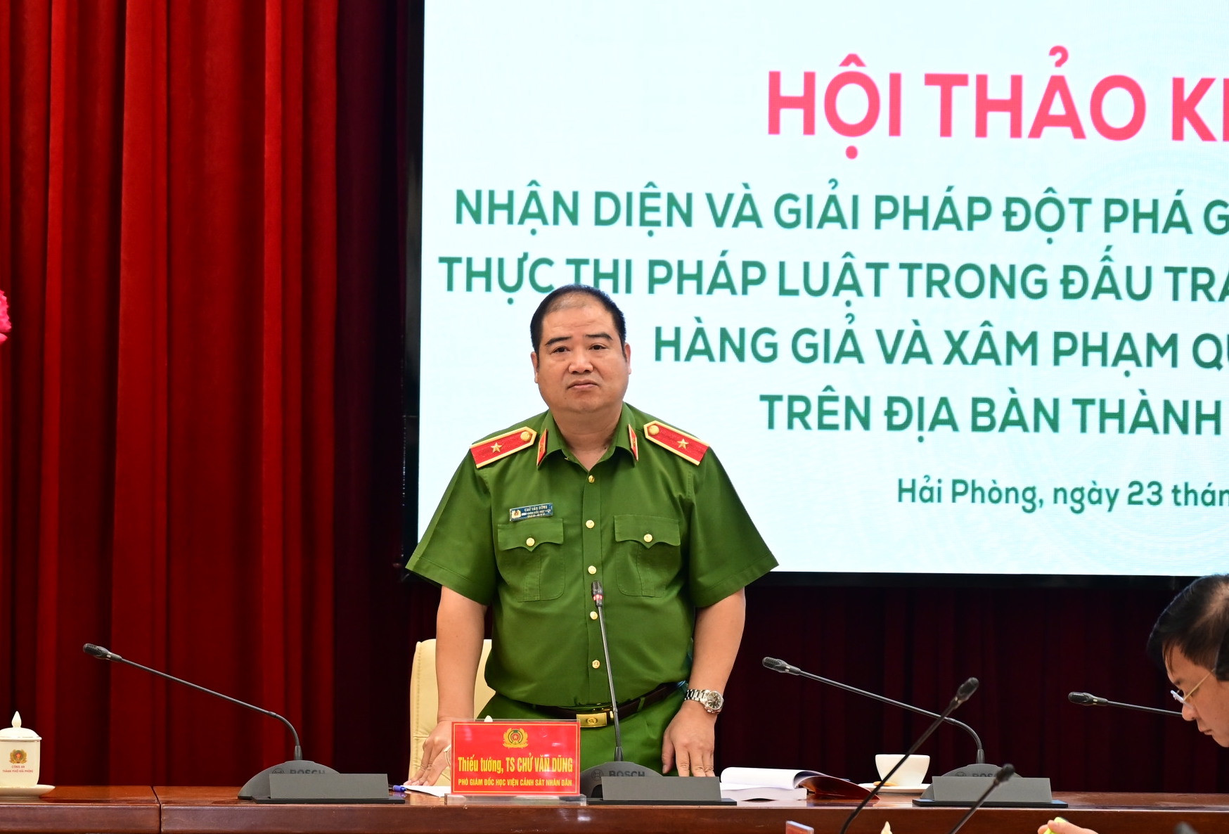 Phó Giám đốc Học viện Cảnh sát nhân dân