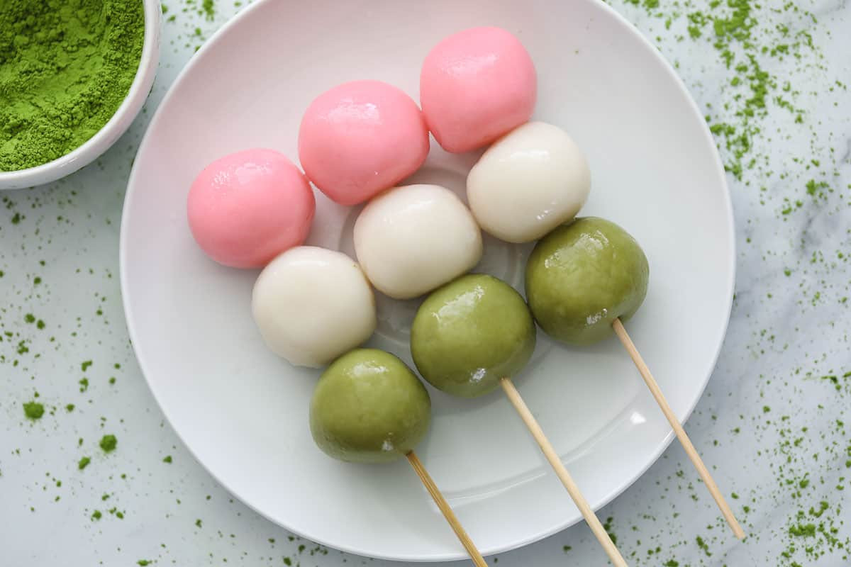banh 3 mau (1)