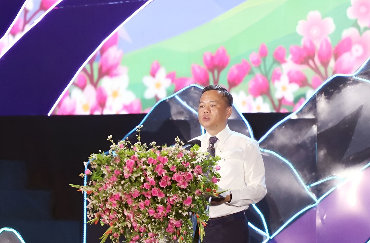 Ông Đỗ Hùng Đức, Phó Chủ tịch UBND tỉnh Tuyên Quang phát biểu khai mạc-