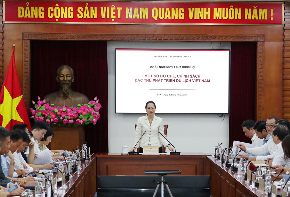 Tháo gỡ điểm nghẽn, khơi thông nguồn lực và tạo động lực mới cho ngành du lịch phát triển - ảnh 1