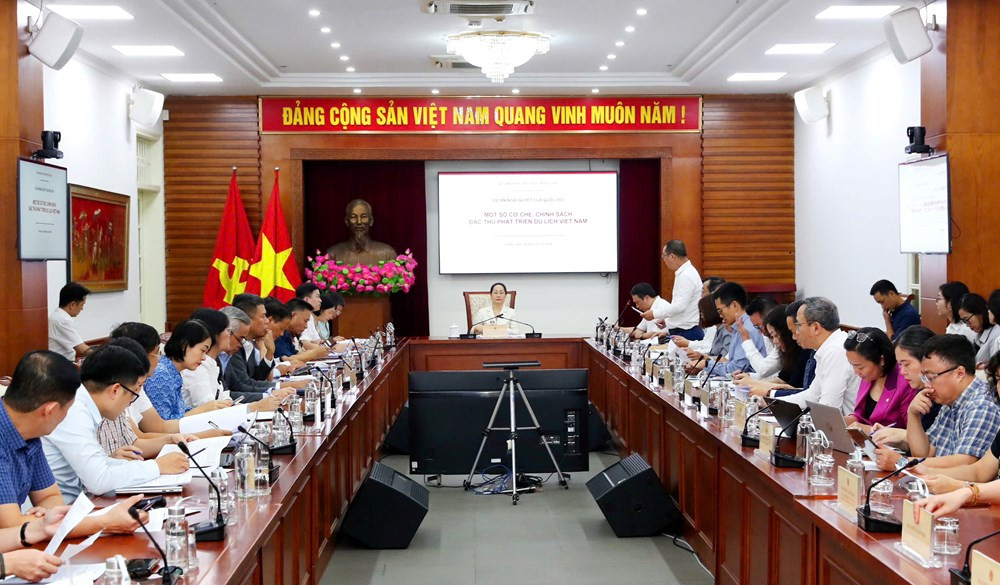 Tháo gỡ điểm nghẽn, khơi thông nguồn lực và tạo động lực mới cho ngành du lịch phát triển - ảnh 5
