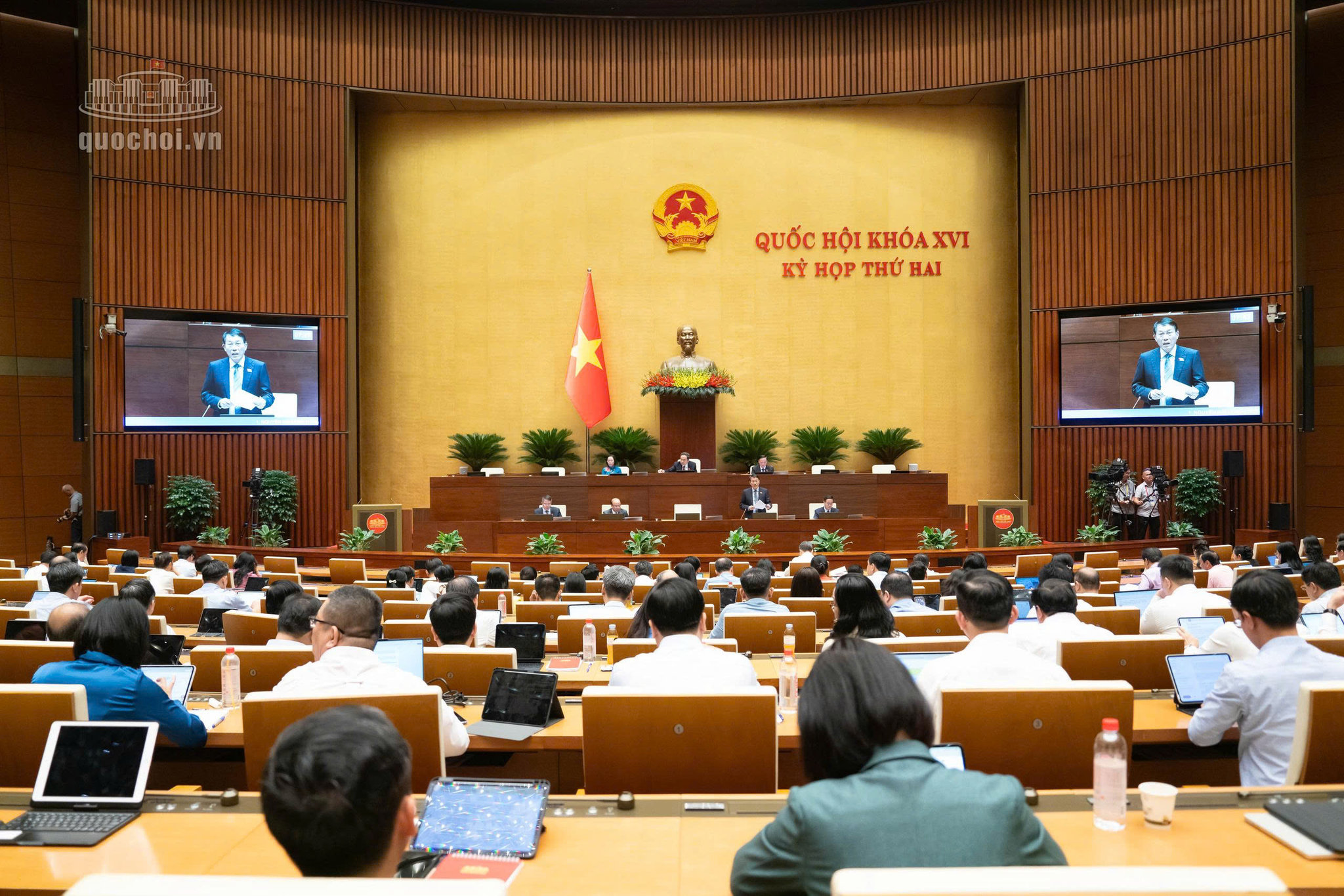 bo-truong-giai-trinh.jpg