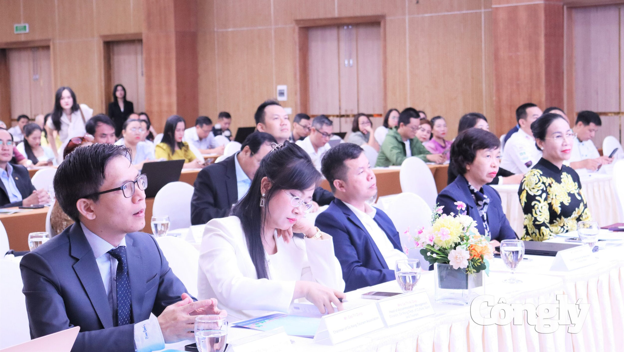 Các đại biểu tham dự Hội thảo quốc tế “Kinh nghiệm quốc tế và tiềm năng phát triển du lịch Halal tại Đà Nẵng”