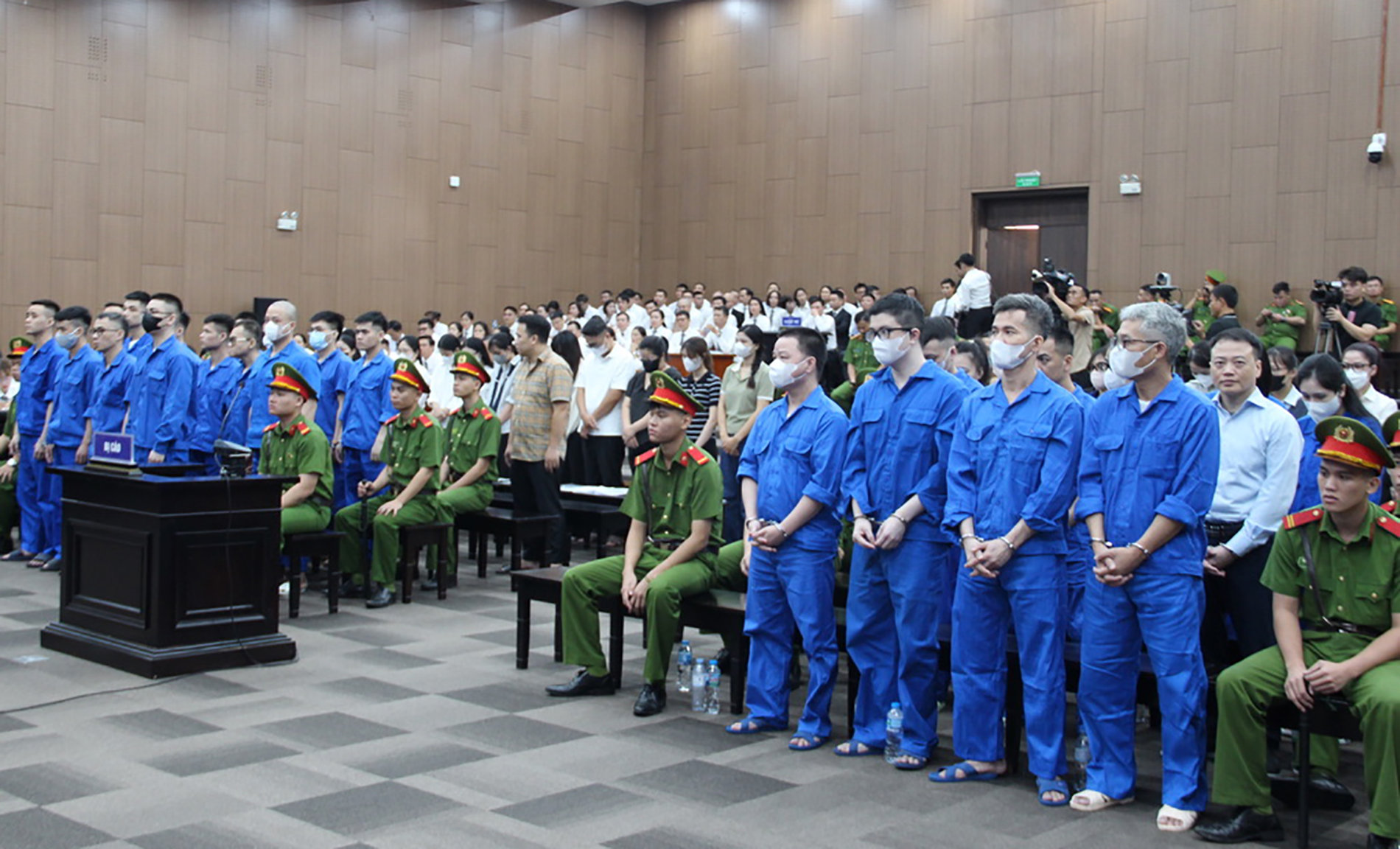 phó đức nam ảnh đại diện