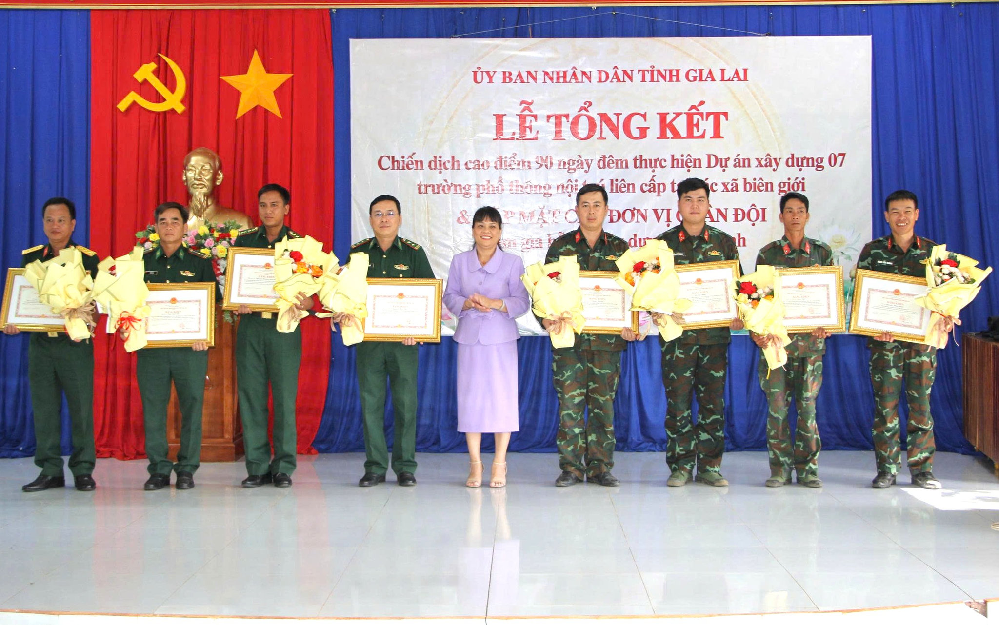 Chiến dịch cao điểm xây dựng trường học biên giới. Cán bộ, chiến sĩ góp hơn 77 nghìn ngày công