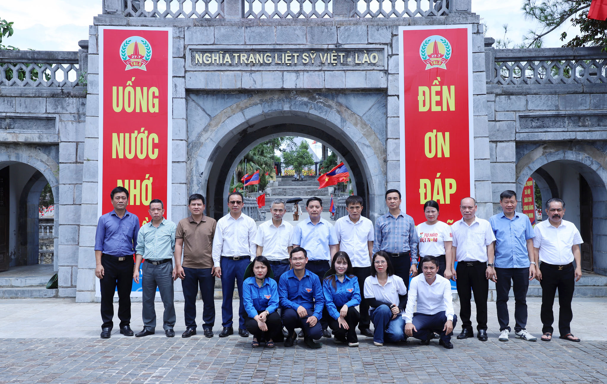 NT-Viet-Lao (11)