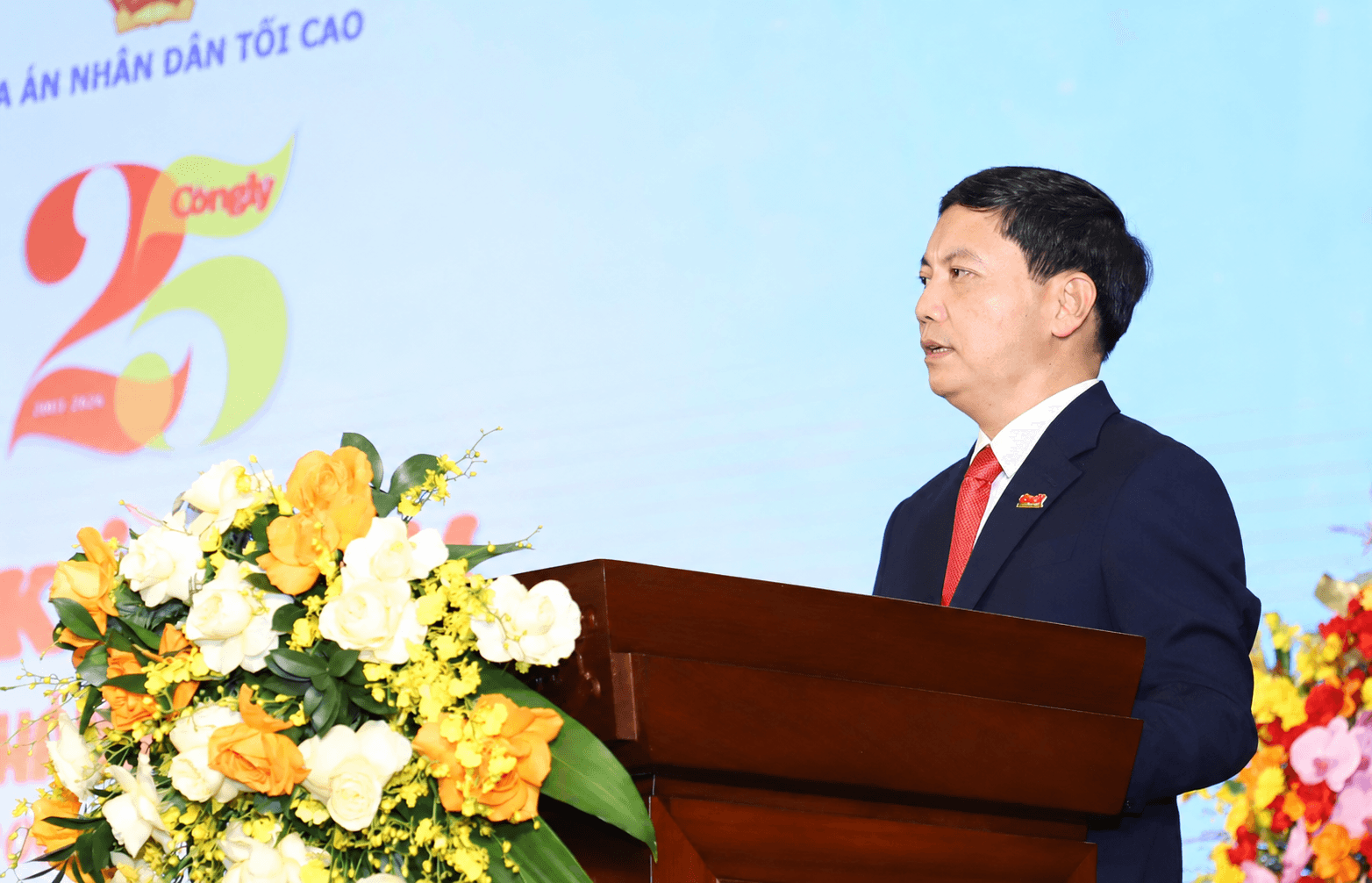 Đồng chí Trần Đức Vinh phát biểu tại Lễ kỷ niệm 25 năm Ngày thành lập Báo Công lý