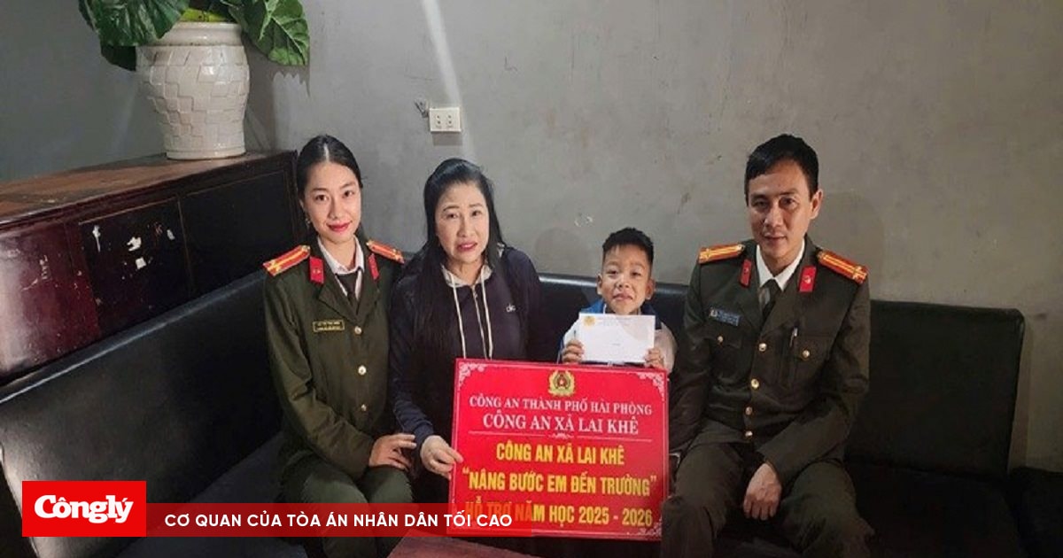 Lan tỏa yêu thương từ chương trình “Nâng bước em đến trường”