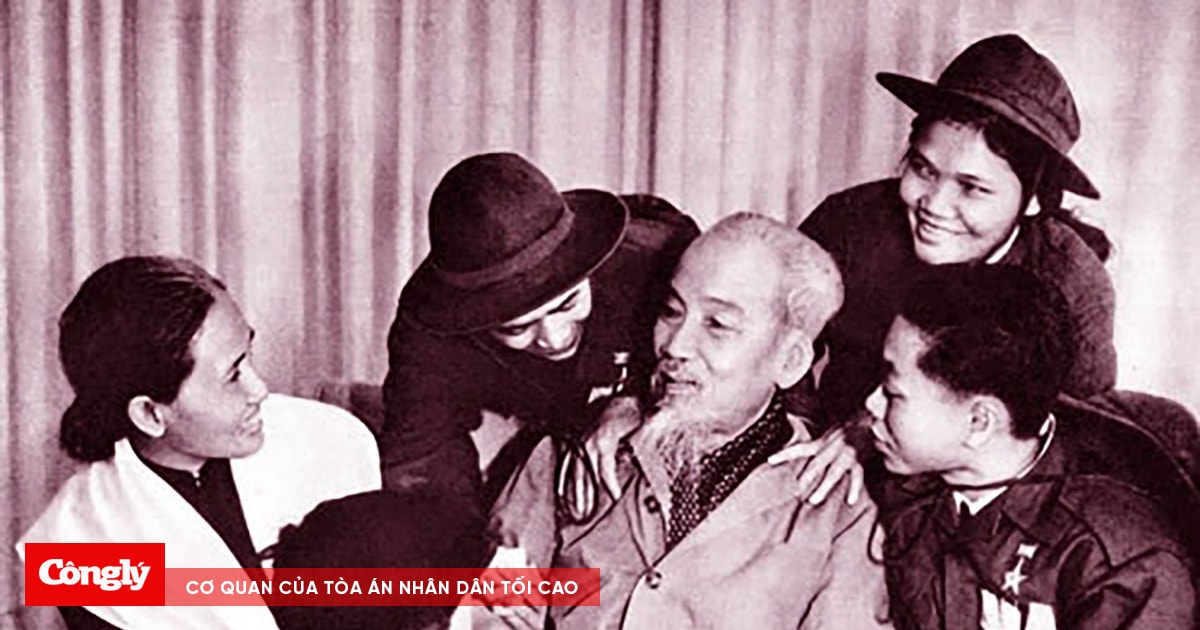Chủ tịch Hồ Chí Minh: “Miền Nam yêu quý luôn ở trong trái tim tôi”