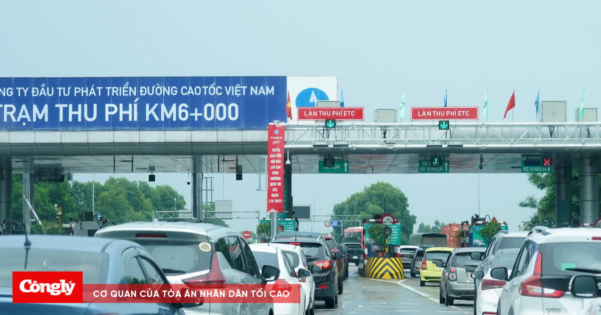 Gần 186.000 lượt xe qua cao tốc Bắc - Nam dịp 30/4: Hệ thống thu phí không dừng vận hành ra sao?