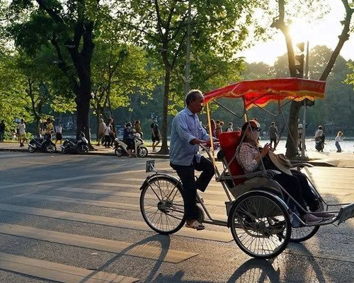 Thời tiết 17/8: Bắc Bộ và Trung Bộ tiếp tục nắng nóng, chiều tối mưa dông