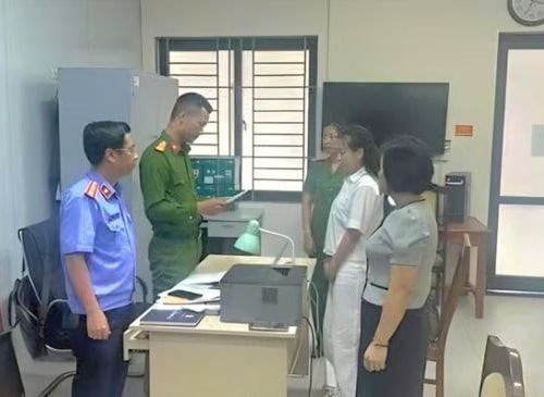Thanh Hóa: Bắt nữ Giám đốc nhà xe Vân Anh vì trốn thuế hơn 34,6 tỷ đồng