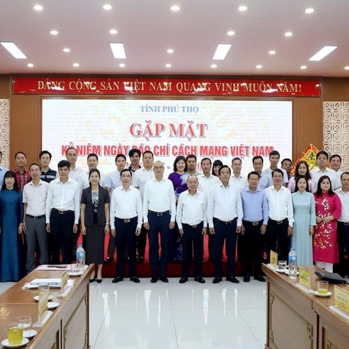 Phú Thọ mong muốn báo chí tiếp tục là cầu nối giữa chính quyền và nhân dân