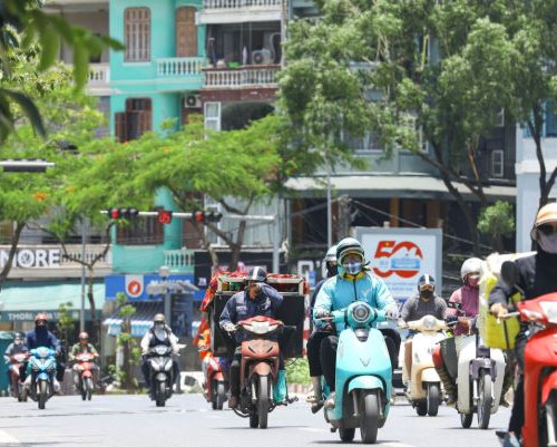 Trung Bộ nắng nóng, Bắc Bộ hạ nhiệt, chiều tối mưa dông